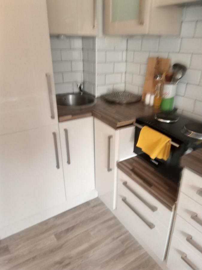 Little Dorrit Studio Flat 5 Rochester Me1 1Xz Strood Eksteriør billede